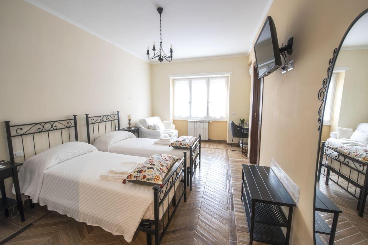 Bed & Breakfast Vacanze Romane Exterior photo