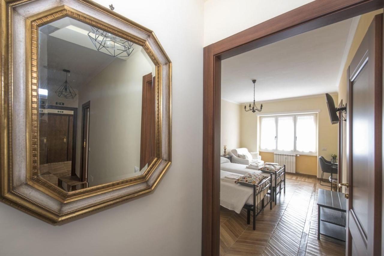 Bed & Breakfast Vacanze Romane Exterior photo
